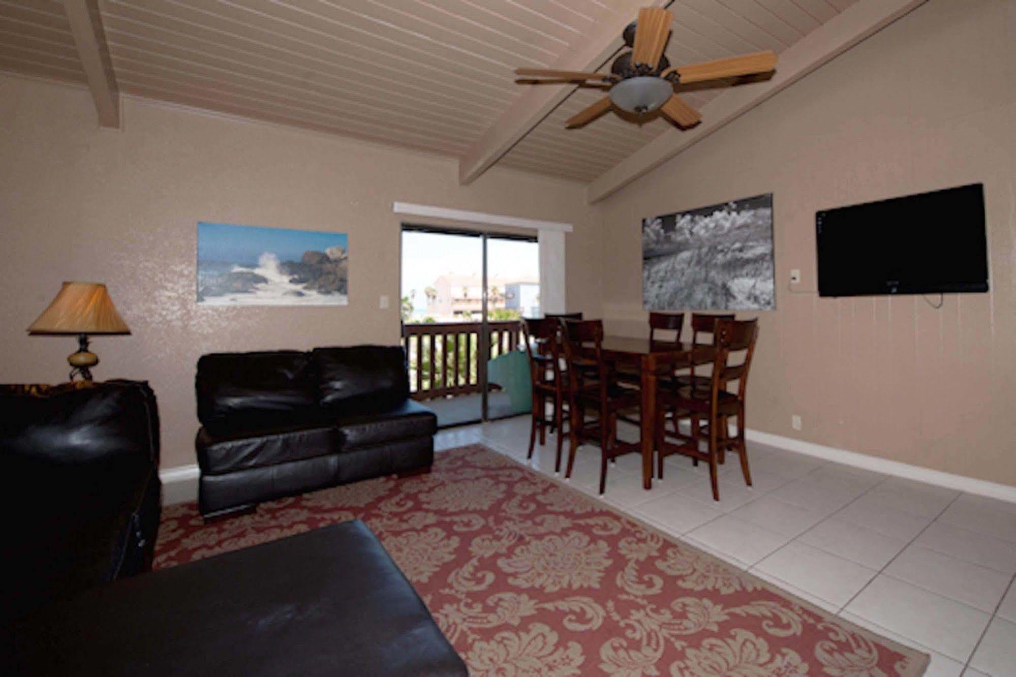 The Tiki 3* South Padre Island
