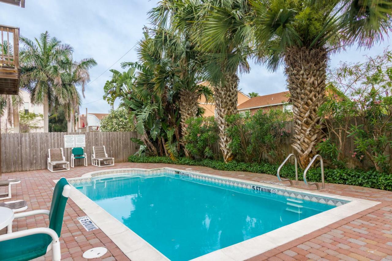Hotel Campeche Cove #1 South Padre Island
