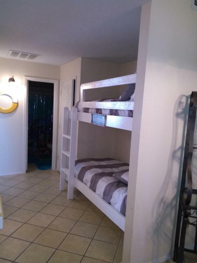 Beachfront Condo: Award-winning Coastal Retreat Aparthotel South Padre Island