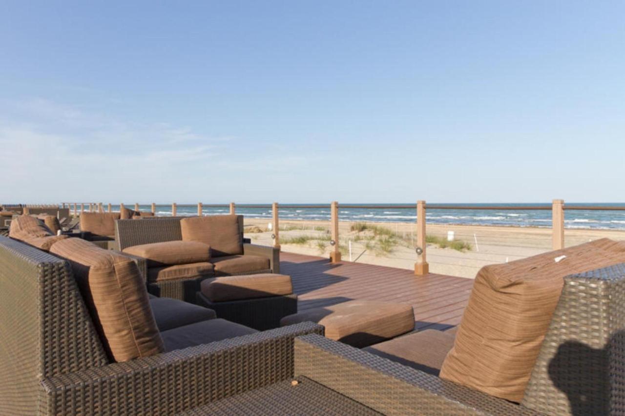 Solare Tower 2 Bedroom, #405 Holiday home