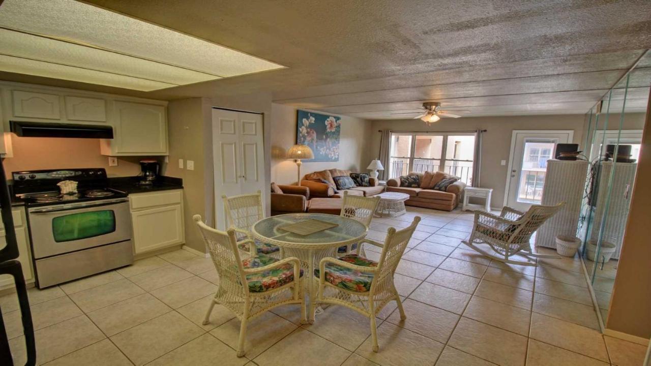 Beachview 307 Condominium Apartment *