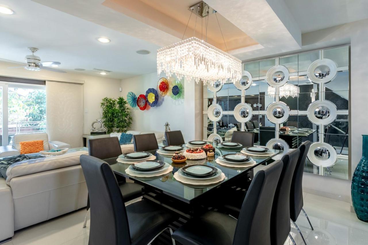 Oleander Paradise - Unit A Holiday home